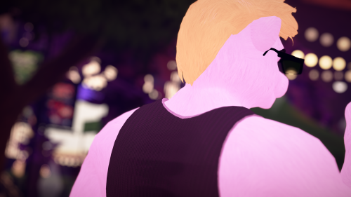 VRChat_2025-03-28_21-22-40.913_3840x2160.png