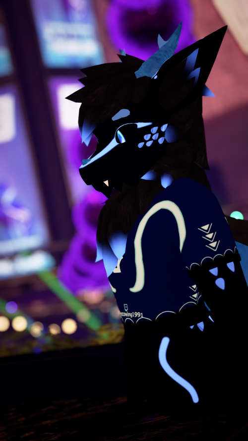 VRChat_2025-03-28_23-15-40.222_2160x3840.png