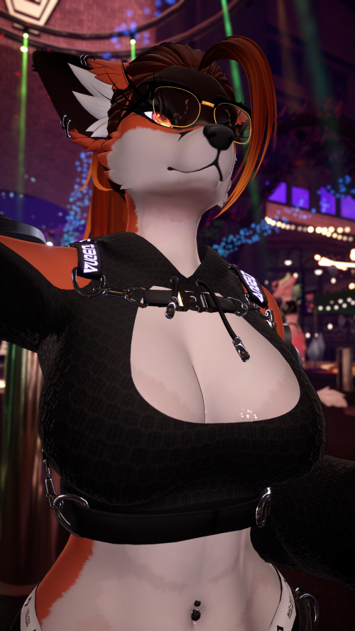 VRChat_2025-03-28_19-33-55.046_3840x2160.png