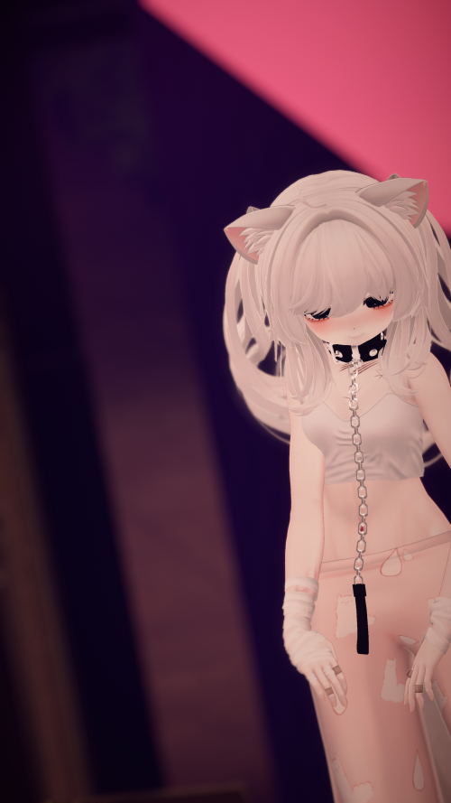 VRChat_2025-03-29_02-50-39.172_2160x3840.png