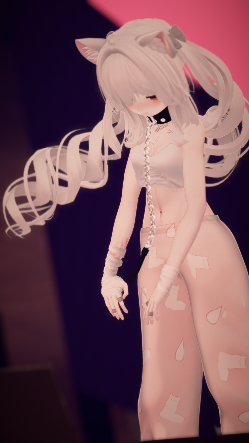 VRChat_2025-03-29_02-50-40.370_2160x3840.png