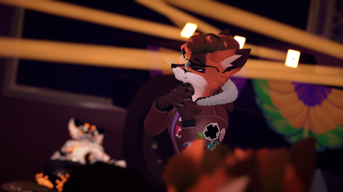 VRChat_2025-03-29_21-00-15.747_3840x2160.png