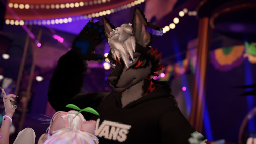VRChat_2025-03-29_23-37-34.951_3840x2160.png
