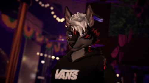 VRChat_2025-03-29_23-43-57.324_3840x2160.png