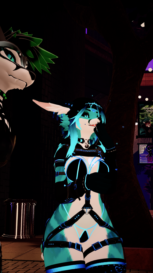 VRChat_2025-03-28_21-27-38.972_2160x3840.png