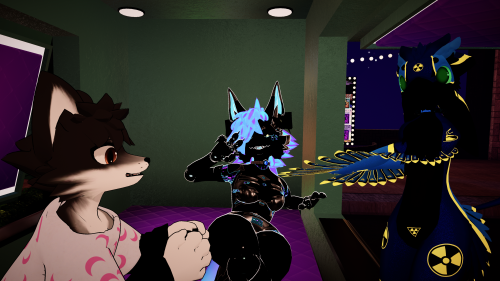 VRChat_2025-03-28_21-46-24.512_3840x2160.png