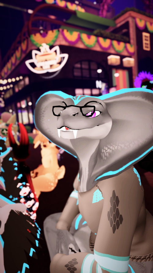 VRChat_2025-03-28_23-20-09.182_2160x3840.png