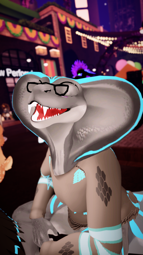 VRChat_2025-03-28_23-20-10.910_2160x3840.png