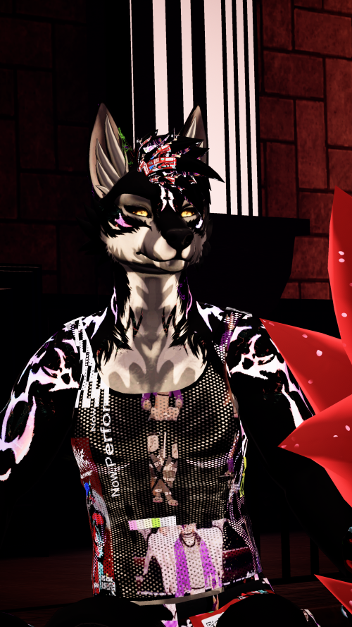 VRChat_2025-03-29_00-27-08.142_2160x3840.png