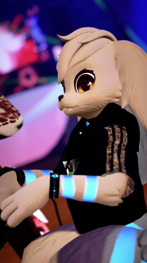 VRChat_2025-03-30_00-10-19.658_2160x3840.png