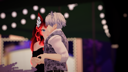 VRChat_2025-03-30_22-07-00.235_3840x2160.png