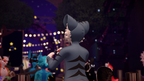VRChat_2025-03-30_22-14-32.756_3840x2160.png
