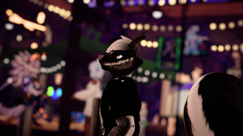 VRChat_2025-03-30_22-14-58.804_3840x2160.png