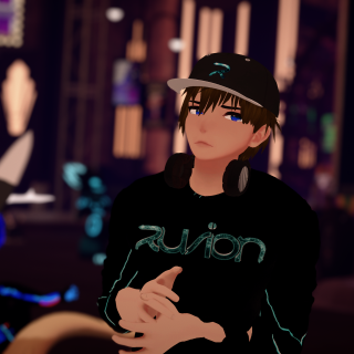 VRChat_2025-03-31_00-14-36.109_3840x2160