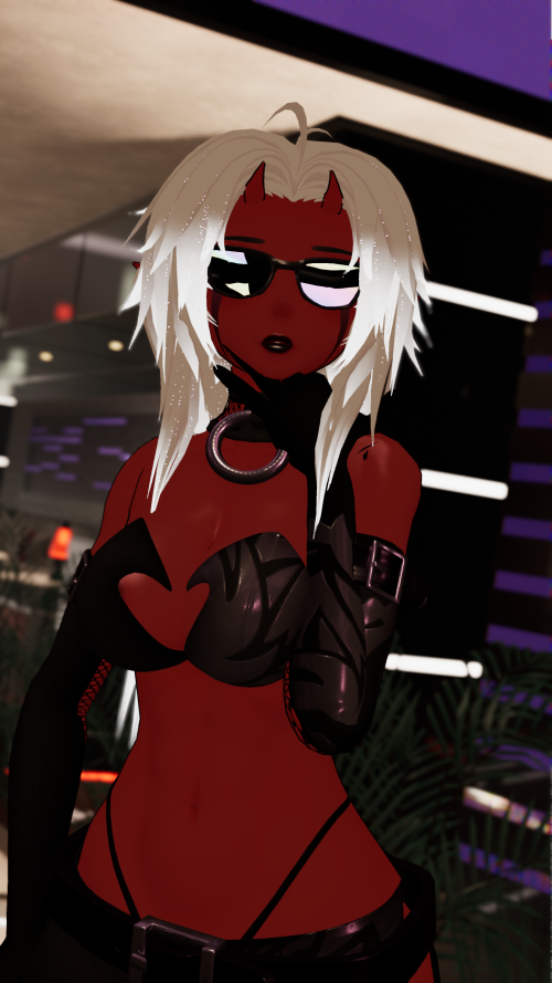 VRChat_2025-03-29_21-33-48.029_3840x2160.png