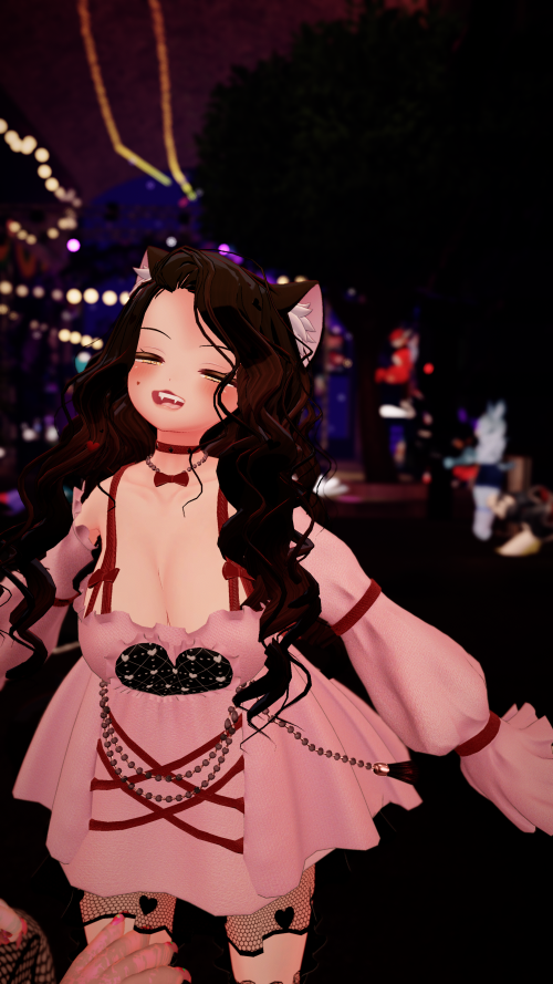 VRChat_2025-03-30_00-11-54.850_2160x3840.png