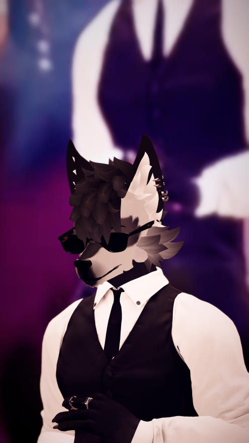 VRChat_2025-03-30_01-41-44.255_2160x3840.png