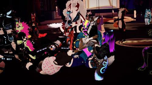 VRChat_2025-03-30_22-04-53.737_3840x2160.png