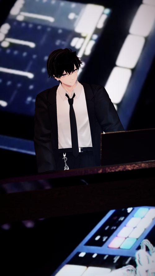 VRChat_2025-03-30_23-18-11.700_2160x3840.png