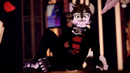 VRChat_2025-03-31_00-30-19.107_3840x2160.png