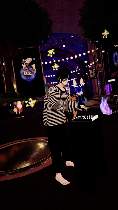 VRChat_2025-03-31_04-03-20.920_2160x3840.png