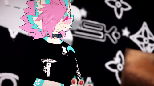 VRChat_2025-03-31_04-12-18.321_3840x2160.png