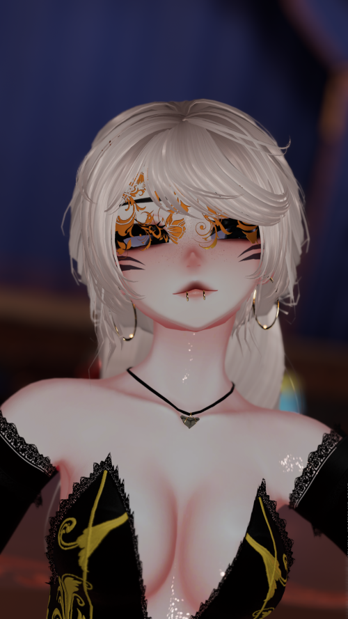 VRChat_2025-04-11_18-35-12.890_3840x2160.png