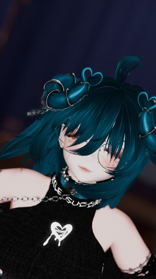 VRChat_2025-04-11_18-39-36.947_2160x3840.png