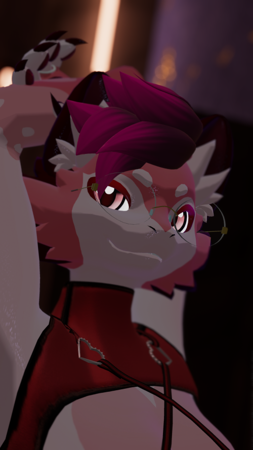 VRChat_2025-04-11_19-53-32.896_3840x2160.png