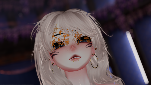 VRChat_2025-04-12_20-04-37.786_3840x2160.png