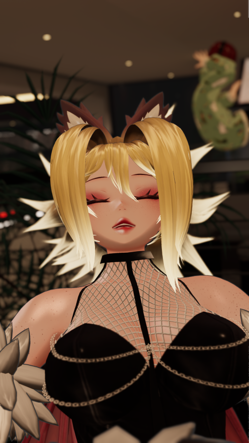 VRChat_2025-04-12_22-03-09.925_3840x2160.png
