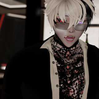 VRChat_2025-04-12_22-15-19.809_3840x2160