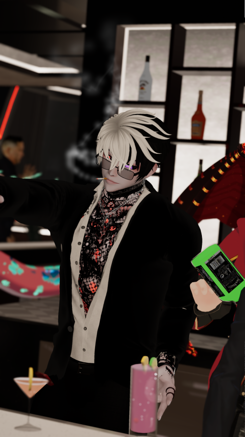 VRChat_2025-04-12_22-15-33.503_3840x2160.png