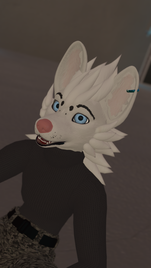 VRChat_2025-04-16_22-20-57.732_3840x2160.png
