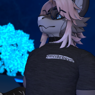 VRChat_2025-04-19_22-18-28.191_3840x2160