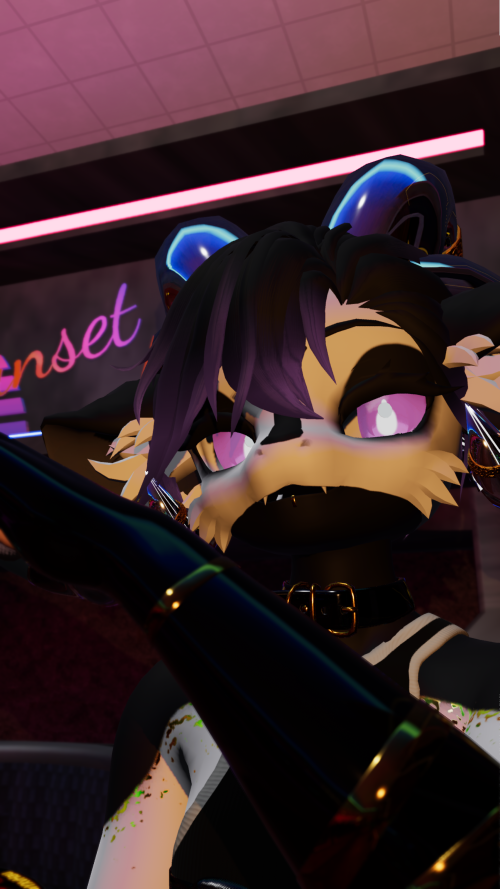 VRChat_2025-04-26_22-38-05.082_3840x2160.png