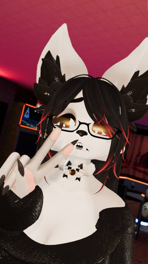VRChat_2025-04-27_00-08-52.524_3840x2160.png