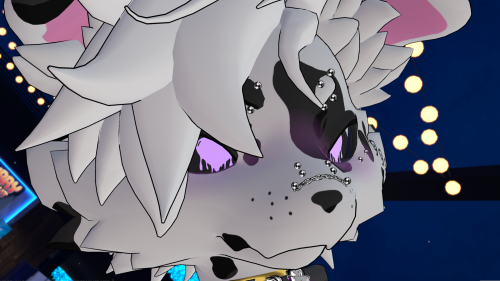 VRChat_2025-05-02_19-03-19.739_3840x2160.png
