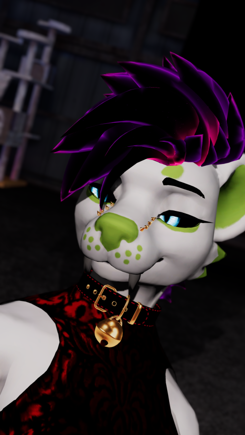 VRChat_2025-05-02_19-41-41.167_3840x2160.png