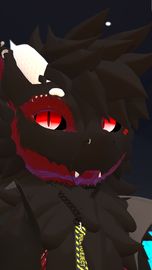 VRChat_2025-05-06_19-56-06.339_3840x2160.png