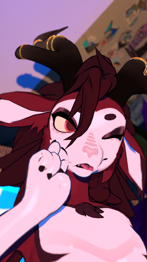 VRChat_2025-05-07_06-20-15.034_3840x2160.png