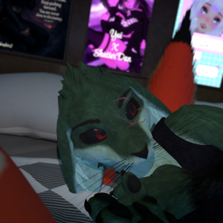 VRChat_2025-05-13_22-06-49.671_3840x2160