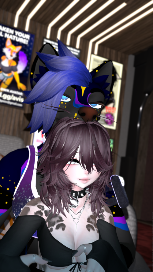 VRChat_2025-05-13_22-40-57.176_3840x2160.png