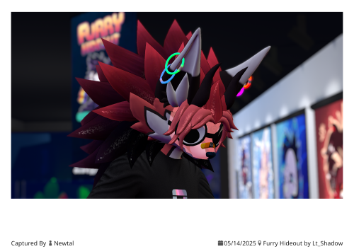 VRChat_2025-05-14_22-43-12.910_2048x1440.png
