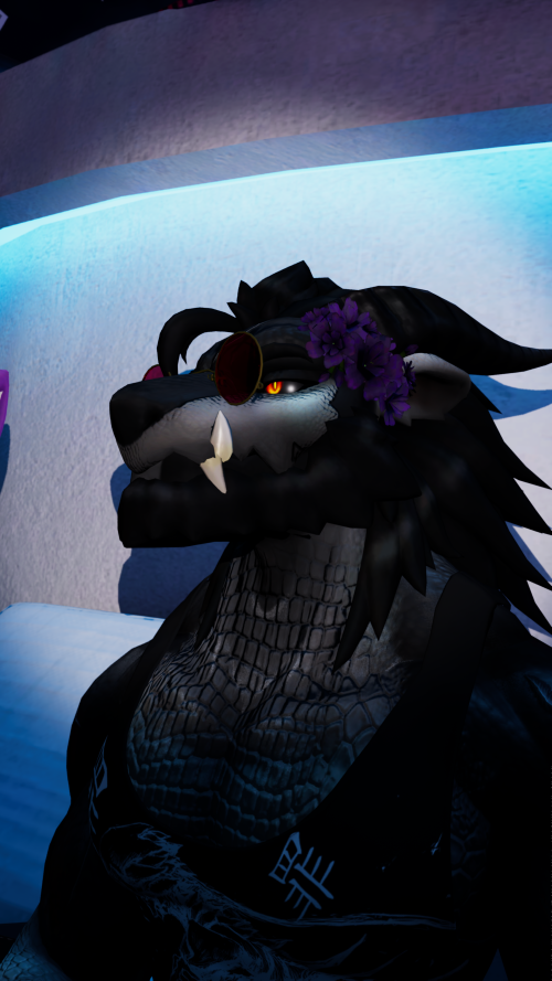 VRChat_2025-05-14_23-06-05.127_3840x2160.png