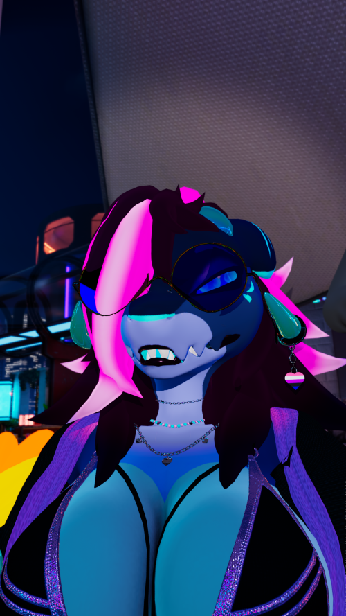 VRChat_2025-05-14_23-06-34.491_3840x2160.png