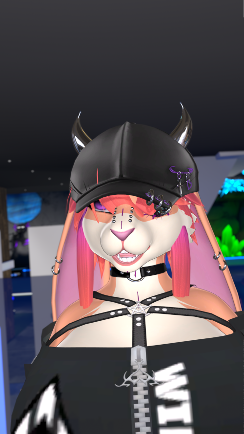 VRChat_2025-05-15_21-27-33.045_3840x2160.png