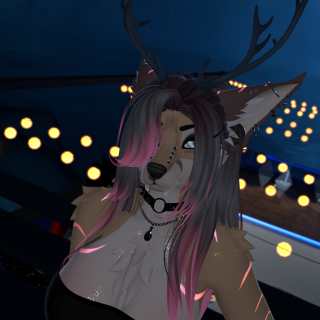 VRChat_2025-05-15_21-31-16.427_3840x2160