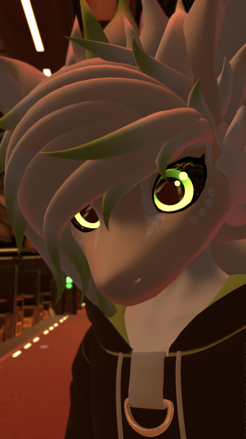 VRChat_2025-05-16_20-25-40.275_3840x2160.png