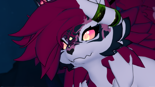 VRChat_2025-05-20_20-22-39.844_3840x2160.png